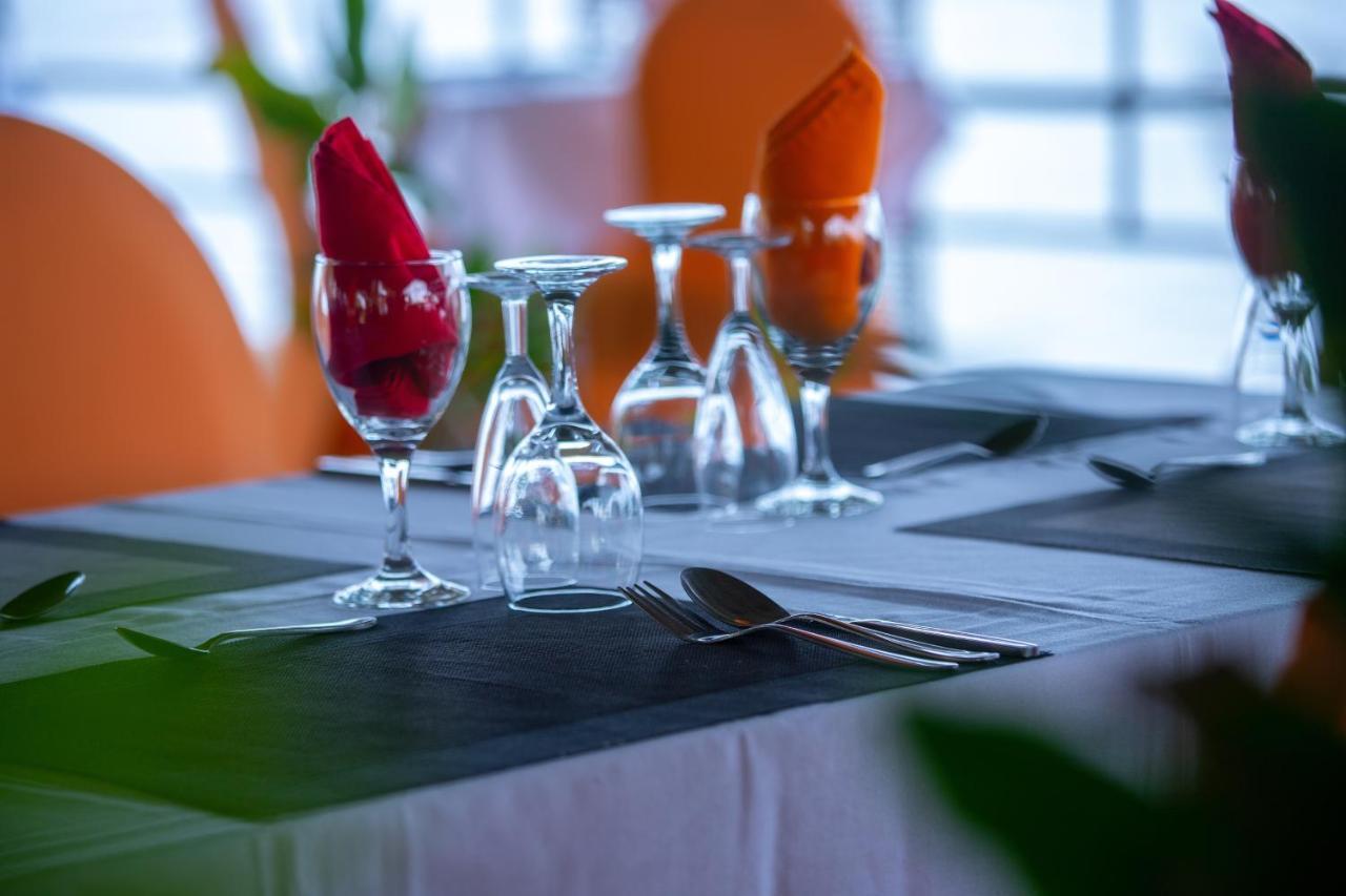 Hotel Le Marly Abidjan Exterior foto